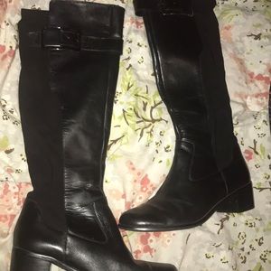 Tahari boots